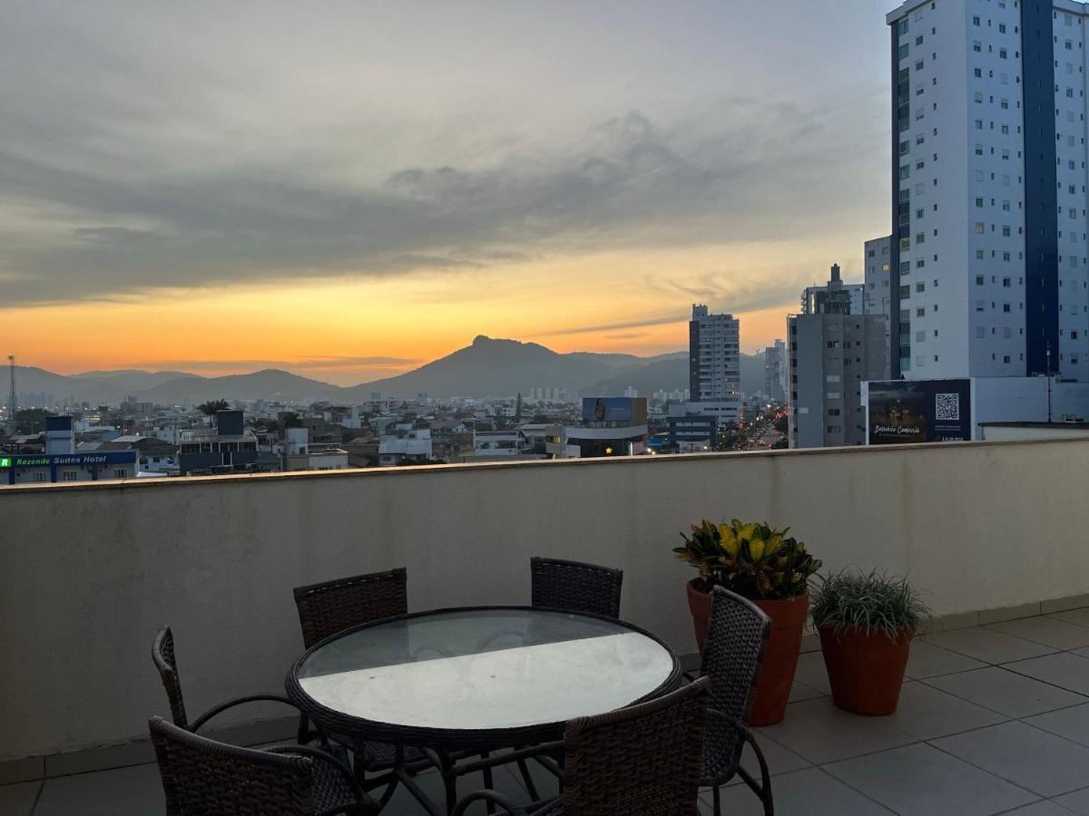 Apartamento Ff01- Terraco Privativo| 3 Quartos| 2 Garagens Balneario Camboriu